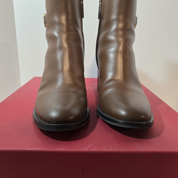 Valentino V Logo Boots - Picture 5 of 16